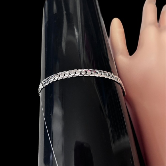 Silver Plate Chain Flat Side Bracelet 8" 925 Stamped Pretty Delicate NWOT - Picture 9 of 13